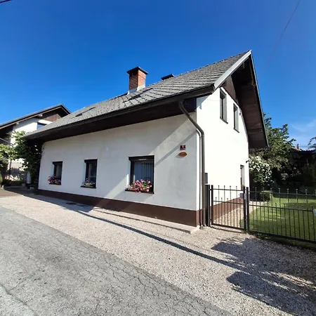 Apartma Renata * Μπλεντ